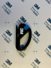 Load image into Gallery viewer, 3M Snitty Safety Cutter to cut vinyl wrap, paper. Interchangeable blade