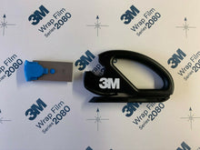 Load image into Gallery viewer, 3M Snitty Safety Cutter to cut vinyl wrap, paper. Interchangeable blade